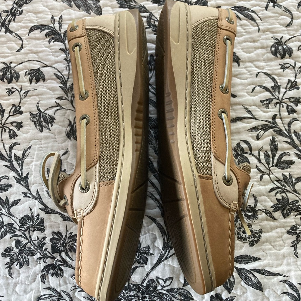 Sperry Angelfish, Sz. 9.5 Medium, leather & linen, NWB - Picture 2 of 5